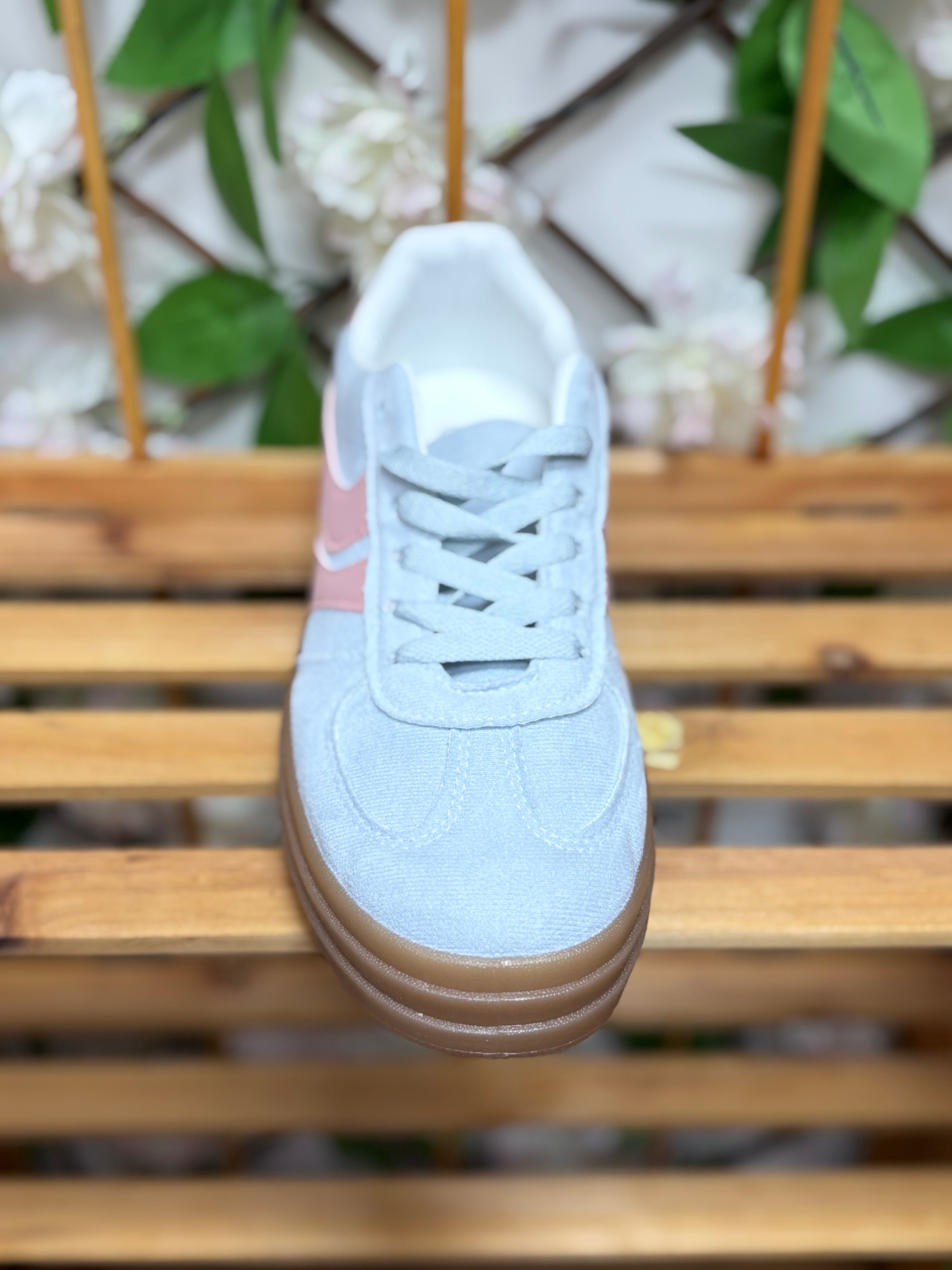 Mara ladies gum soles trainers 2 Colours