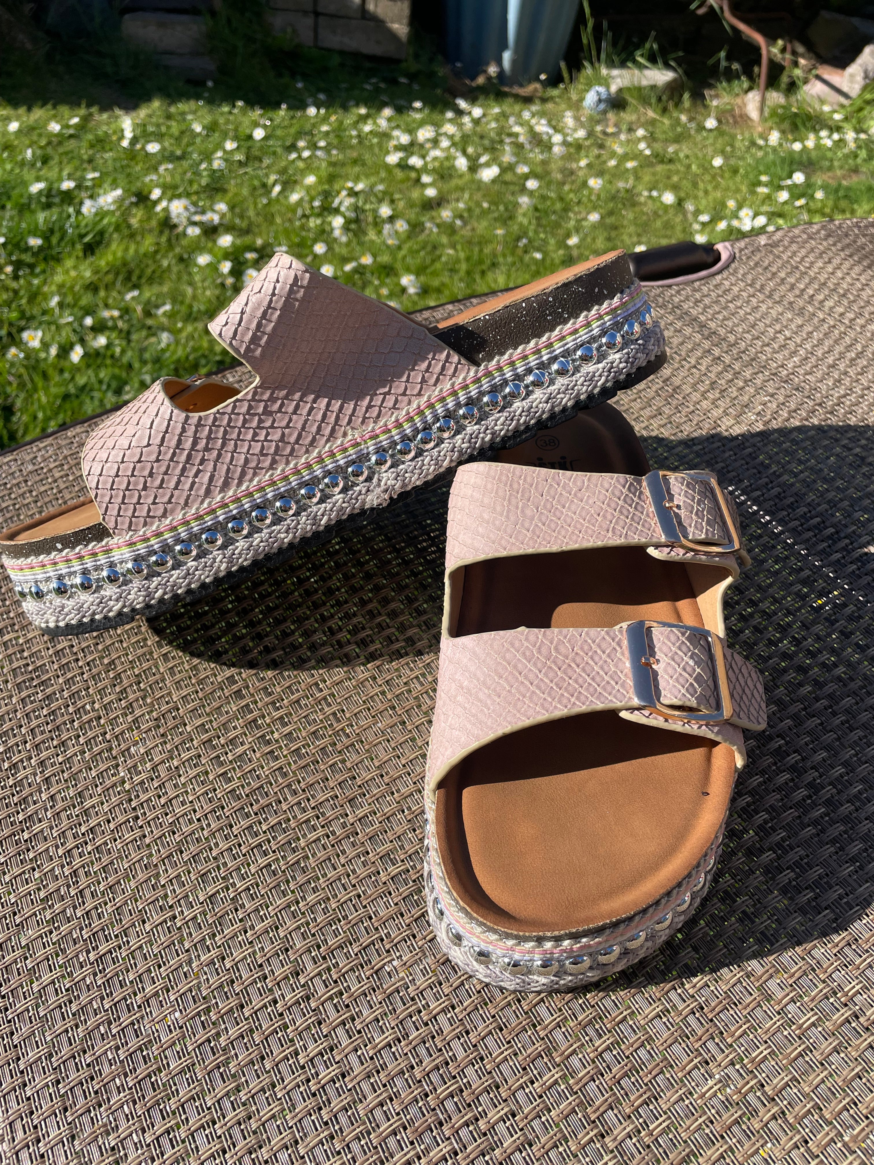 Patsi Platform Buckle sandal