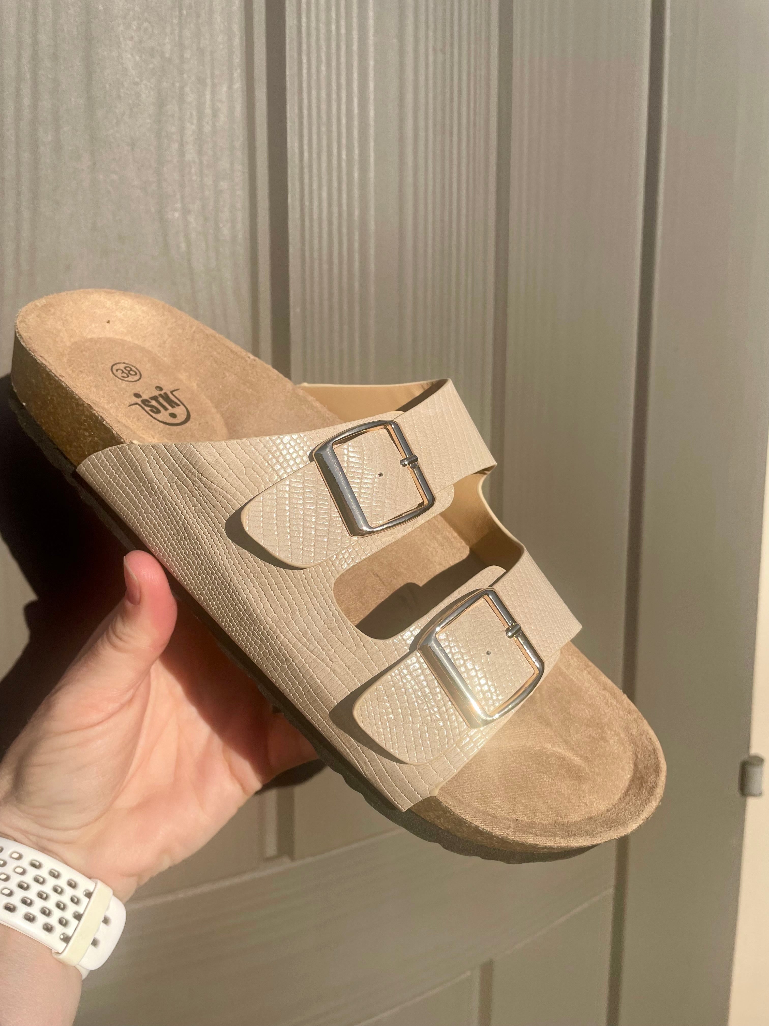 Bella Buckle Slider 4 colours