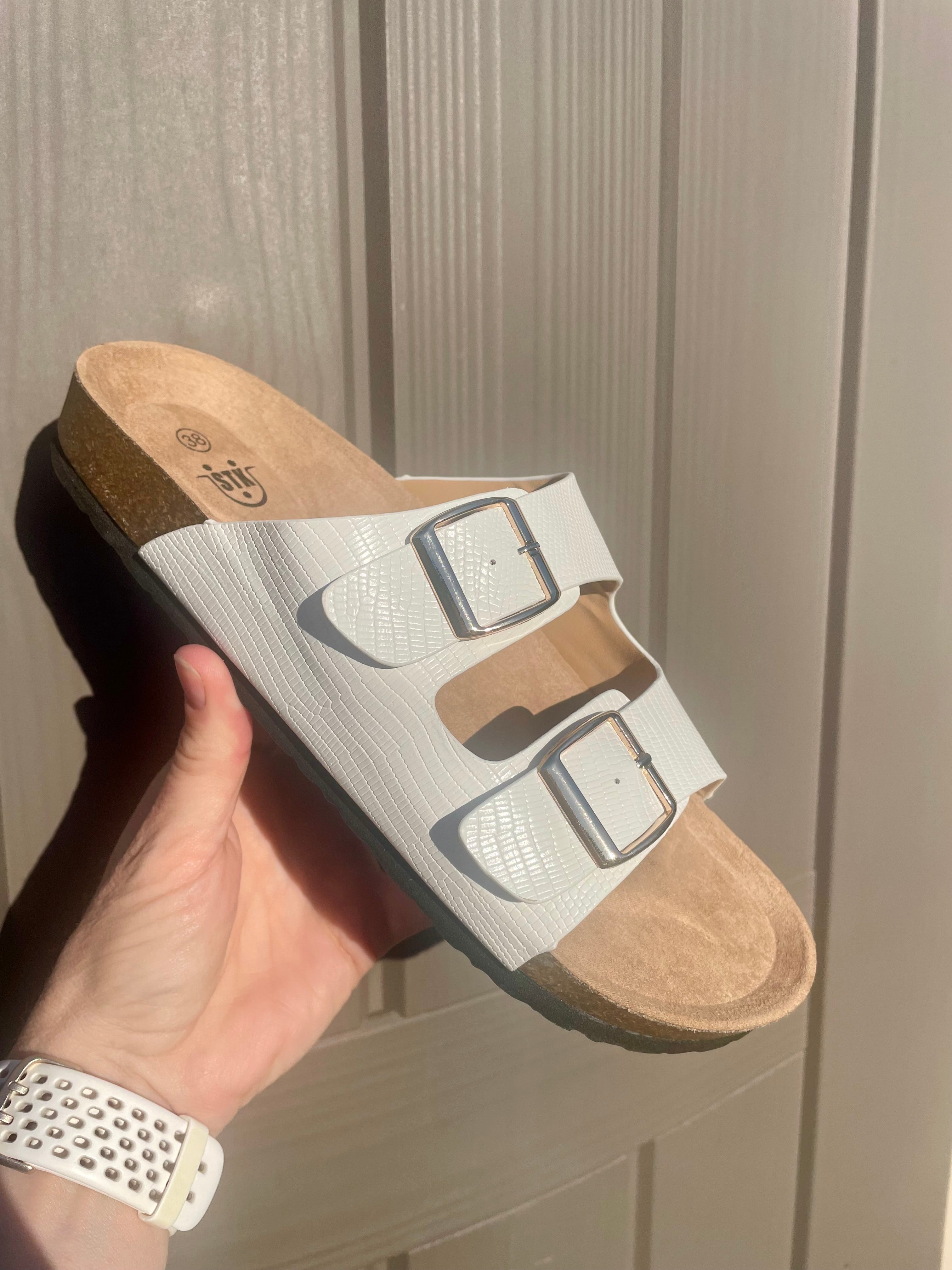 Bella Buckle Slider 4 colours