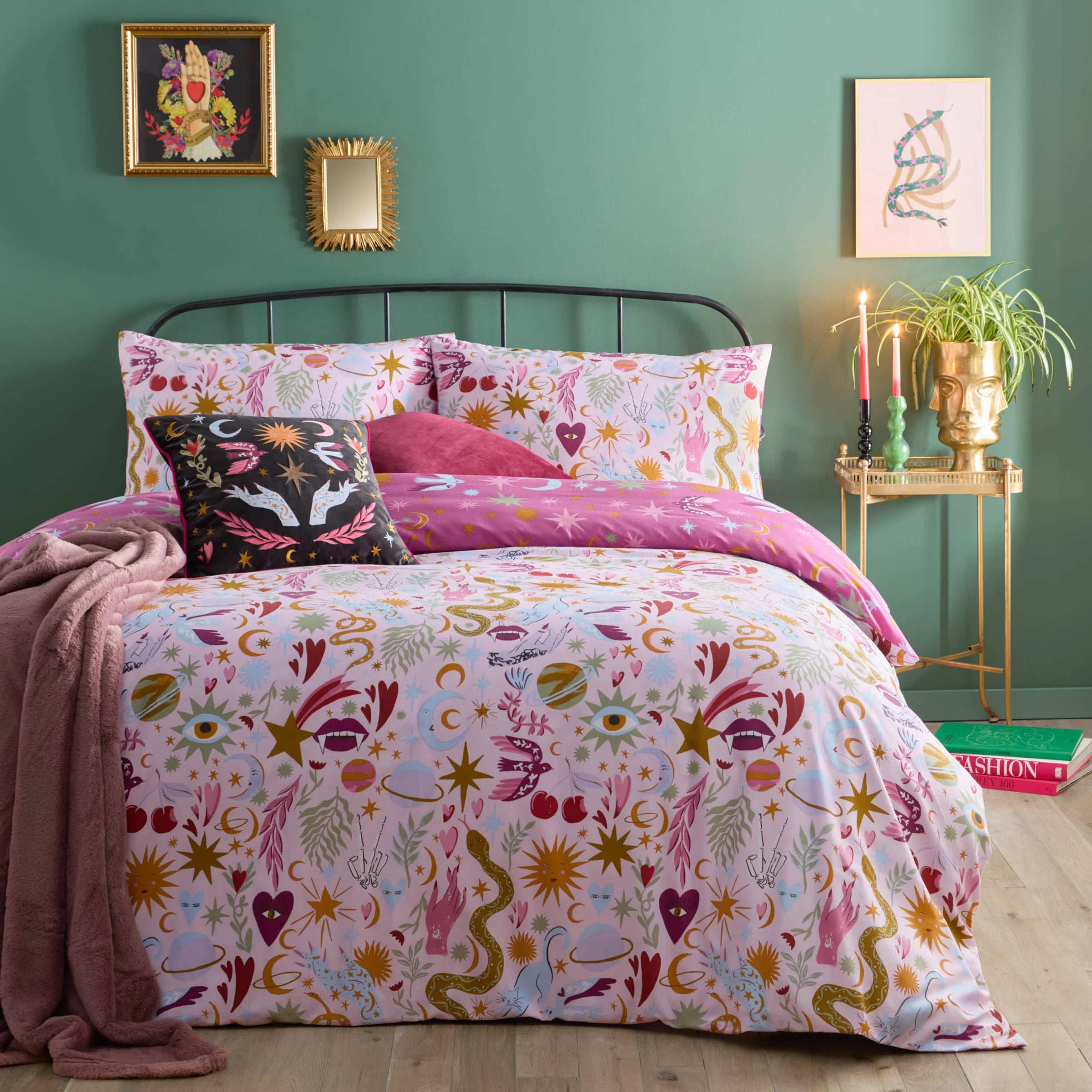 Enchanted Printed Reversible Duvet Cover Set Pink