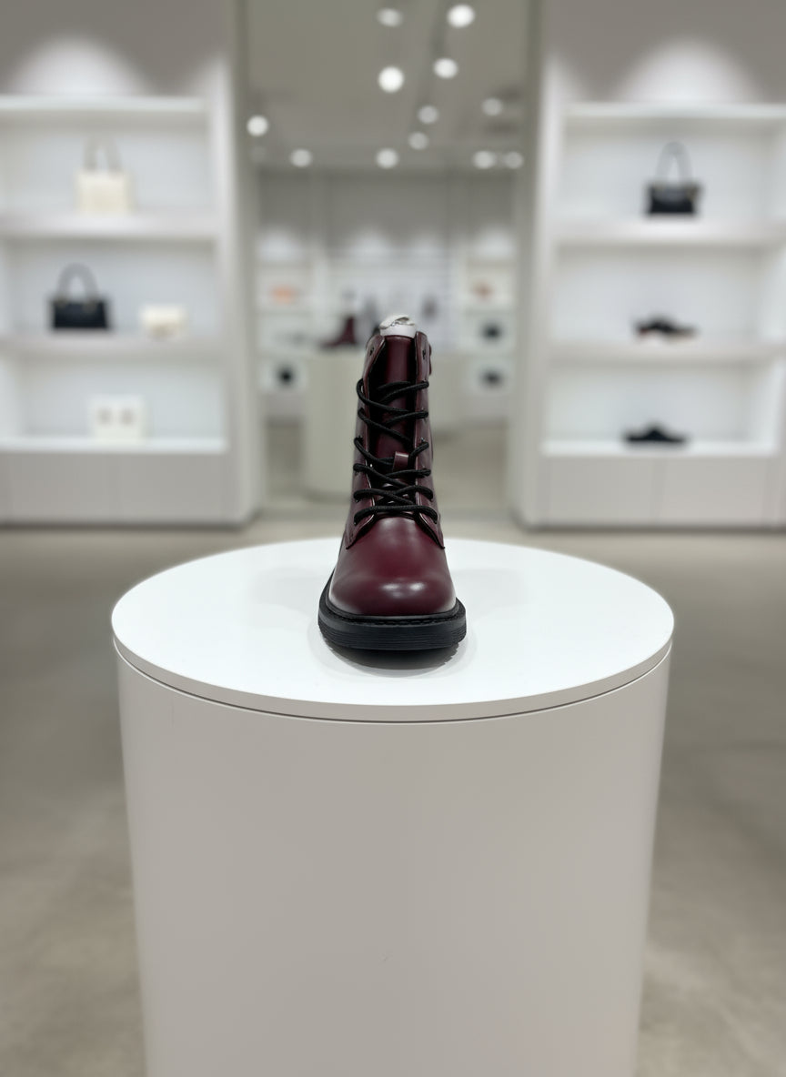 Military Style boots with inside zip