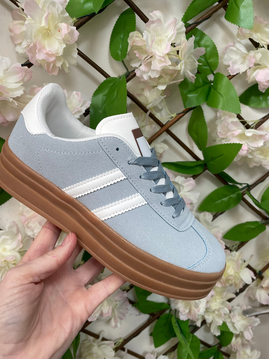 Platform trainers are so on trend right now! Our Mia trainers are perfect for this season, featuring a two stripe detail on the side. Style with some jeans and a t-shirt to complete the look.